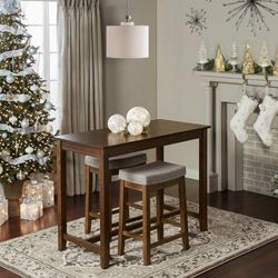 Get The Look - Glitz and Glam Holiday Dining Space