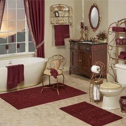 Lanora Winchester Traditional Bathroom