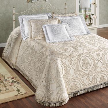 Timeless Grande BedspreadImage