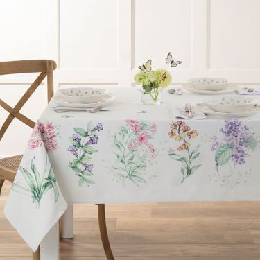 Butterfly Meadow Garden Oblong Tablecloth Multi PastelImage