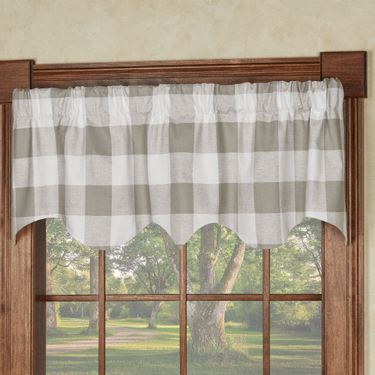 Campbell Buffalo Check Regal Valance 50 x 17Image