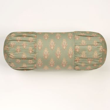 Ashland Tailored Pillow Multi Warm NeckrollImage