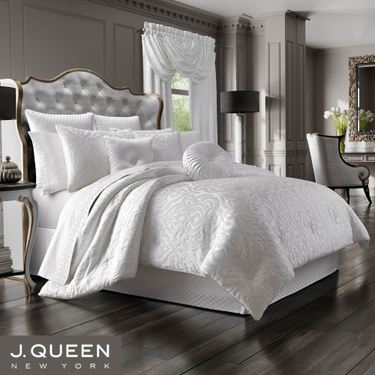 Astoria Damask Scroll Comforter Set Off WhiteImage