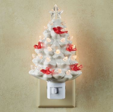 Tree with Cardinals Nightlight WhiteImage