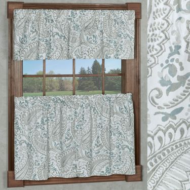 Wilmore Tier Pair Off WhiteImage