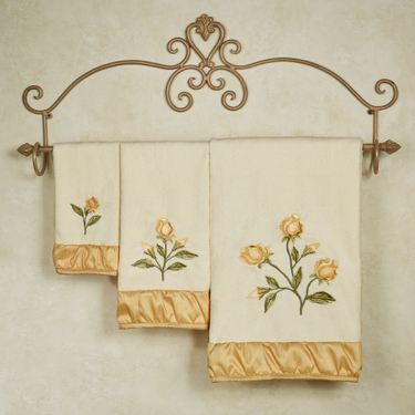 Charlotte Rose Bath Towel Set Butter Bath Hand FingertipImage