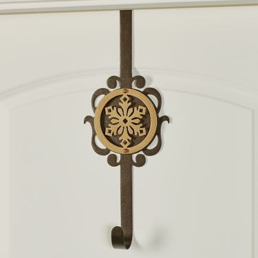 Overture Snowflake Wreath Hanger Gold/BronzeImage