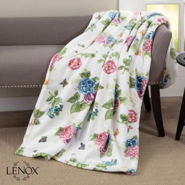 Butterfly Meadow Hydrangea Throw Blanket White 60 x 70Image