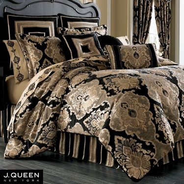 Bradshaw Black Comforter SetImage