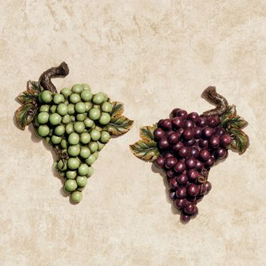 Bountiful Grapes Wall AccentImage