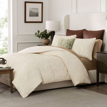 Embossed Rose Mini Comforter Set Light AlmondImage