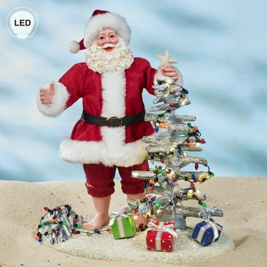 Driftwood Masterpiece Clothtique Figurine RedImage