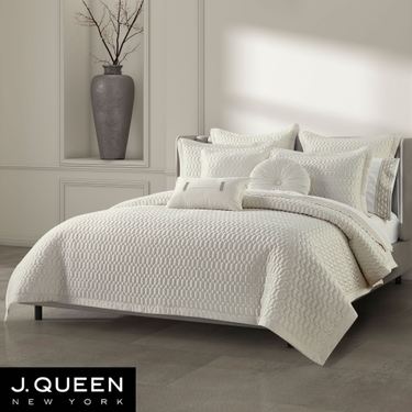 Brilliance Quilt Set IvoryImage