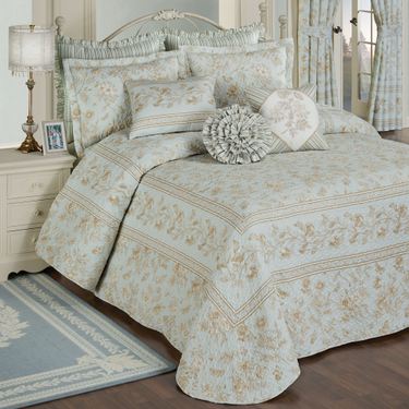 Floral Cottage Grande Bedspread Set Pale BlueImage