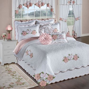 Lovington Coverlet Set WhiteImage