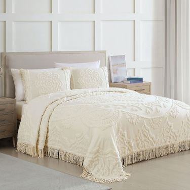 Lotus Fringed Chenille BedspreadImage