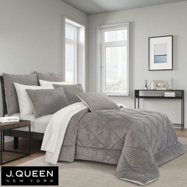 Everett Ribbed Comforter Set Light GrayImage