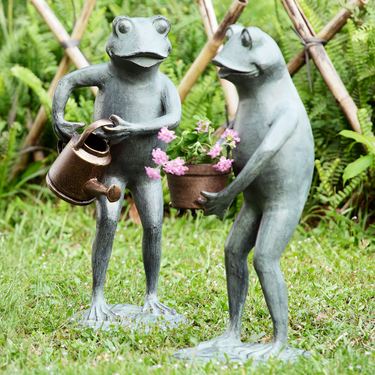 Frog with Watering Can Garden Sculpture GreenImage