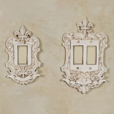 Royal Single Dimmer Rocker Switchplate Old World WhiteImage