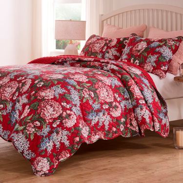 Millie Mini Quilt Set RedImage