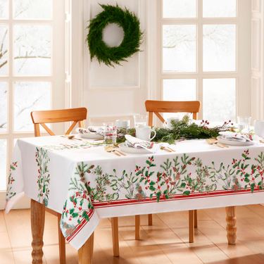 Winter Berry Rectangle Tablecloth Off WhiteImage