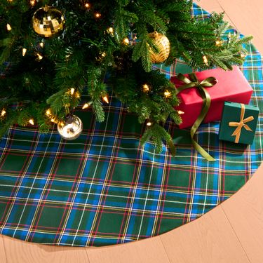 Fireside Tartan Tree SkirtImage