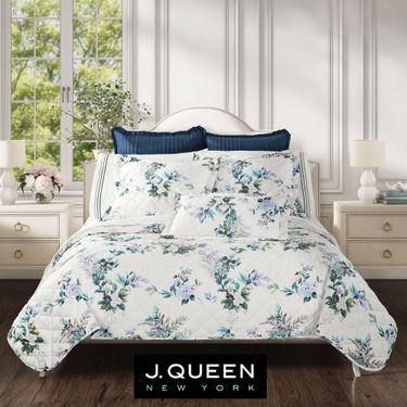 Meadow Floral Quilt Set WhiteImage