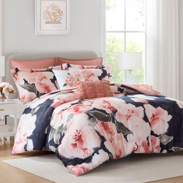 Shanti II Comforter Bed Set BlushImage