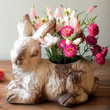 Rabbit Planter Weathered IvoryImage