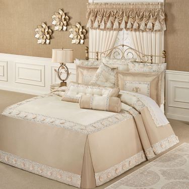 Elegante Grande Bedspread Light CreamImage