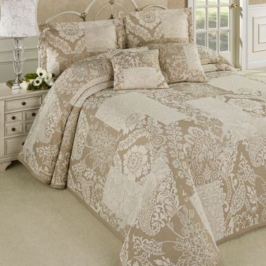 Maisonette Bedspread TaupeImage