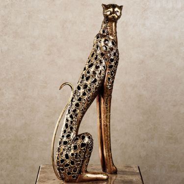 Wild Elegance Cheetah SculptureImage