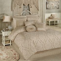 Grandview Comforter Set Champagne