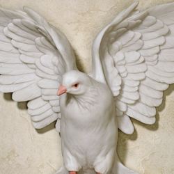 Windborne Dove Wall Accent White