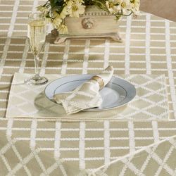 Laurel Leaf Garland Placemats Set of Four