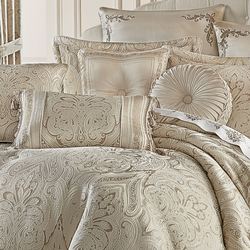 Trinity Comforter Set Champagne