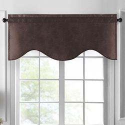 Luverne Shaped Valance 50 x 21