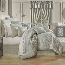 Nouveau Comforter Set Spa