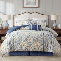 Livia Comforter Bed Set Blue