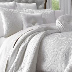 Astoria Damask Scroll Comforter Set Off White