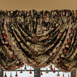 Stefania Waterfall Valance Black 43 x 33