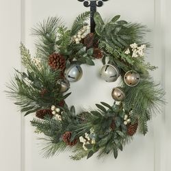 Jingle Bell Wreath Green