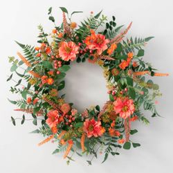 Dahlia Berry Wreath Coral