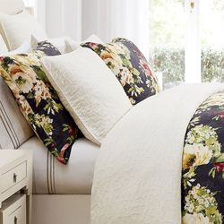 Peony II Mini Comforter Set Black