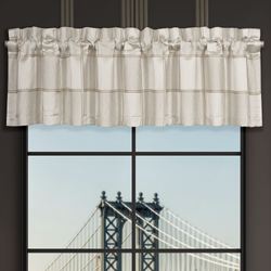 Brando II Tailored Valance Ivory 88 x 18