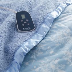 Micro Flannel Toile Heated Blanket Wedgewood Blue