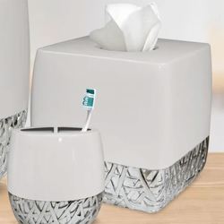 Bali Tissue Cover White