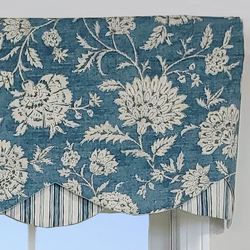 Adela Petticoat Valance 52 x 15