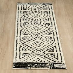 Terra Rug Runner Black 2 x 8