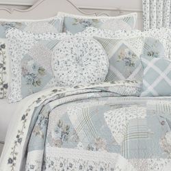 Bungalow II Quilt Set Spa